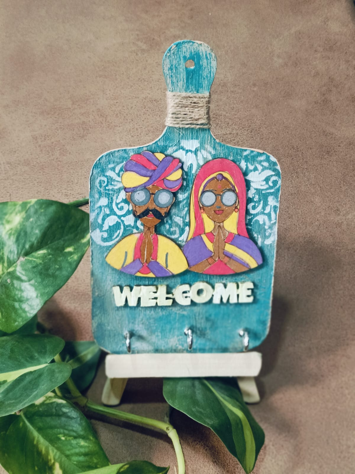 Warm Welcome Handcrafted Key Rack